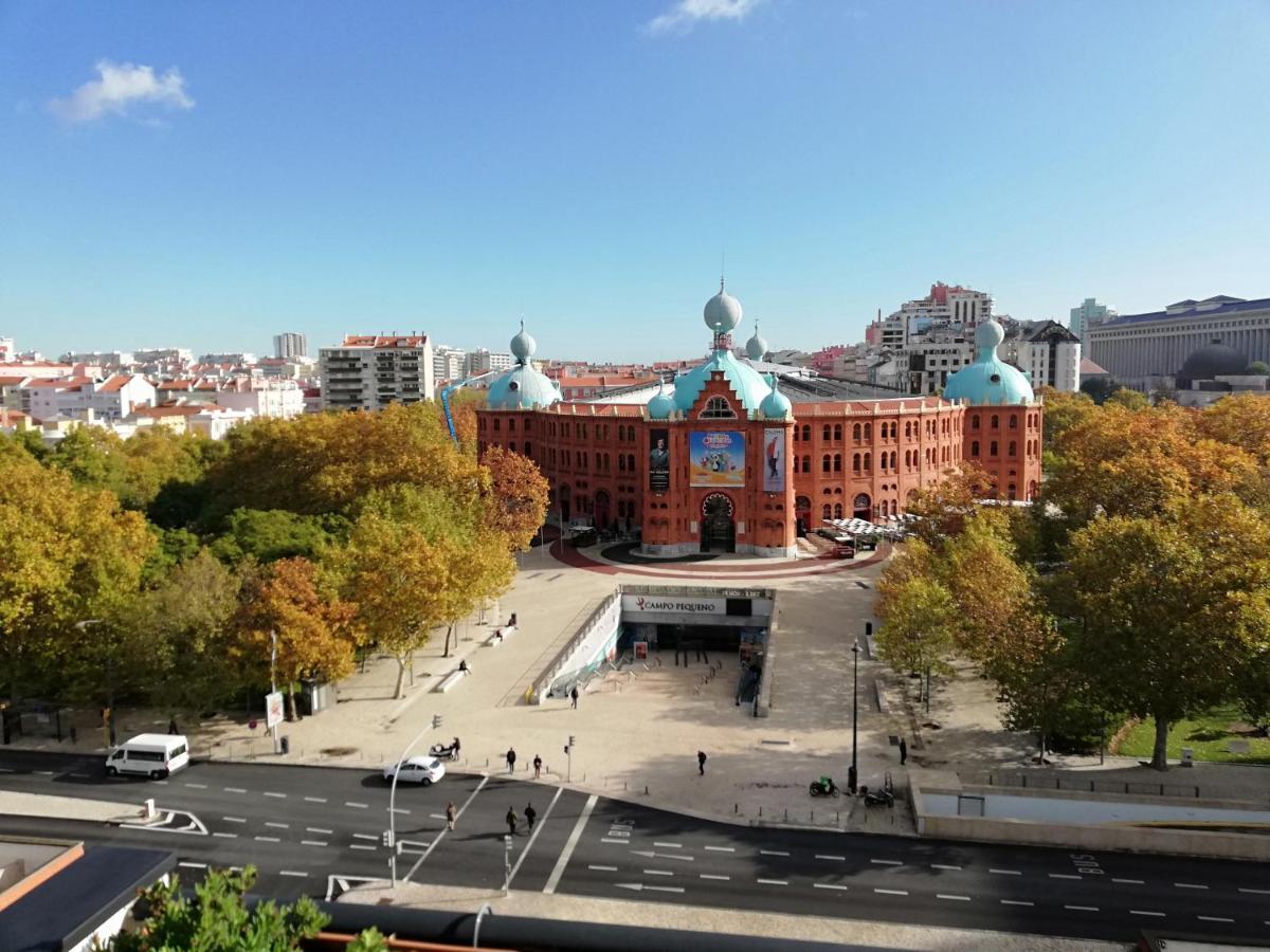 Beautiful Garden-Campo Pequeno Home Lisboa Dış mekan fotoğraf